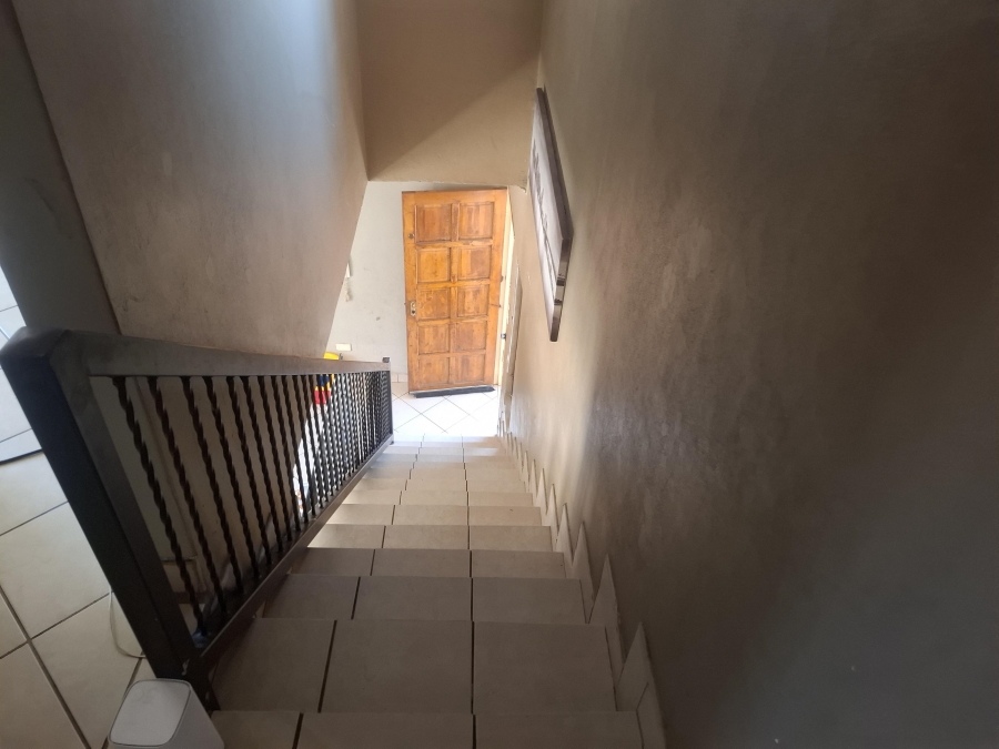 2 Bedroom Property for Sale in Eike Park Gauteng