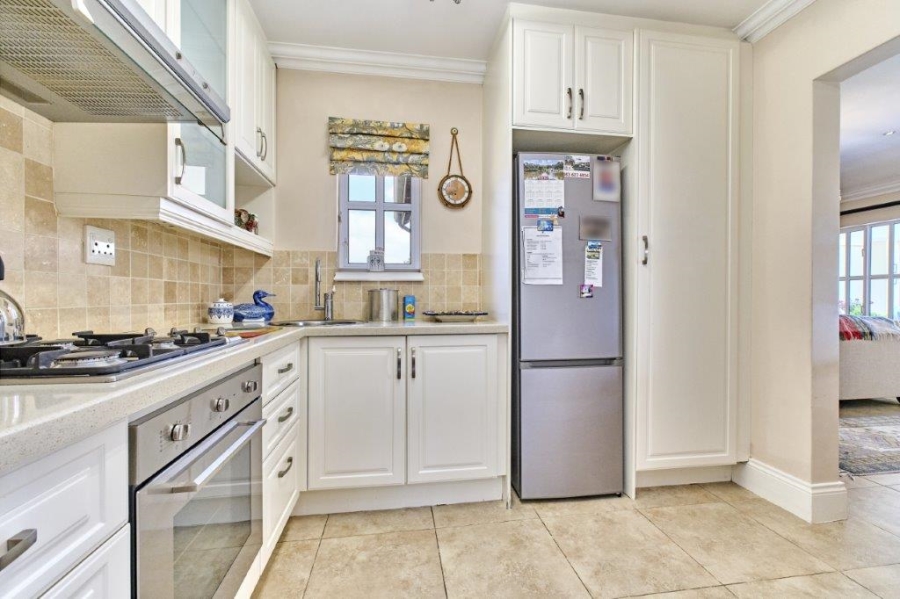 To Let 2 Bedroom Property for Rent in Waterfall Valley Mature Lifestyle Estate Gauteng