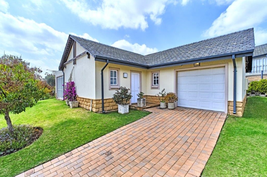 To Let 2 Bedroom Property for Rent in Waterfall Valley Mature Lifestyle Estate Gauteng