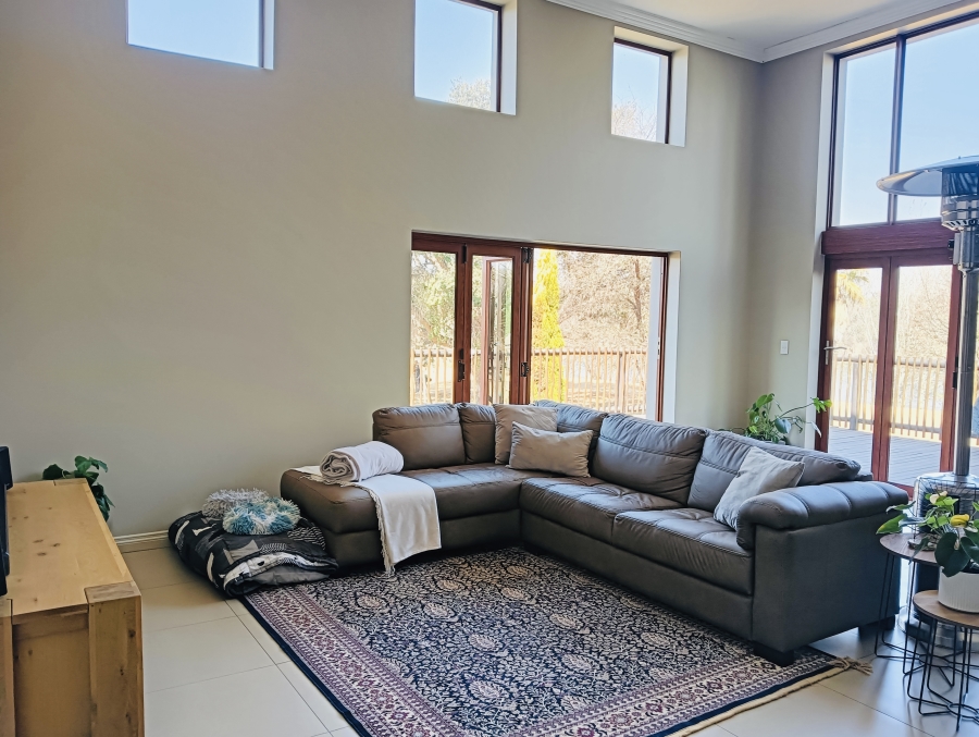 4 Bedroom Property for Sale in Three Rivers Gauteng