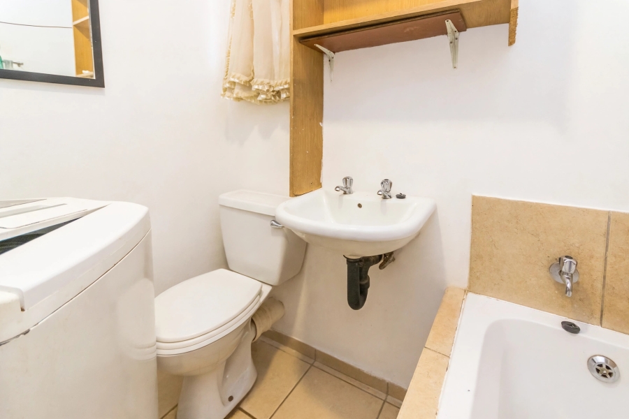 2 Bedroom Property for Sale in Protea Glen Gauteng