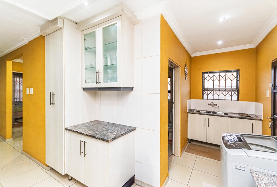 4 Bedroom Property for Sale in Glen Ridge Gauteng