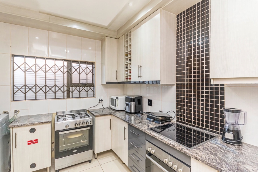 4 Bedroom Property for Sale in Glen Ridge Gauteng