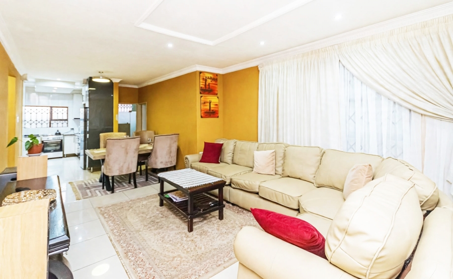 4 Bedroom Property for Sale in Glen Ridge Gauteng