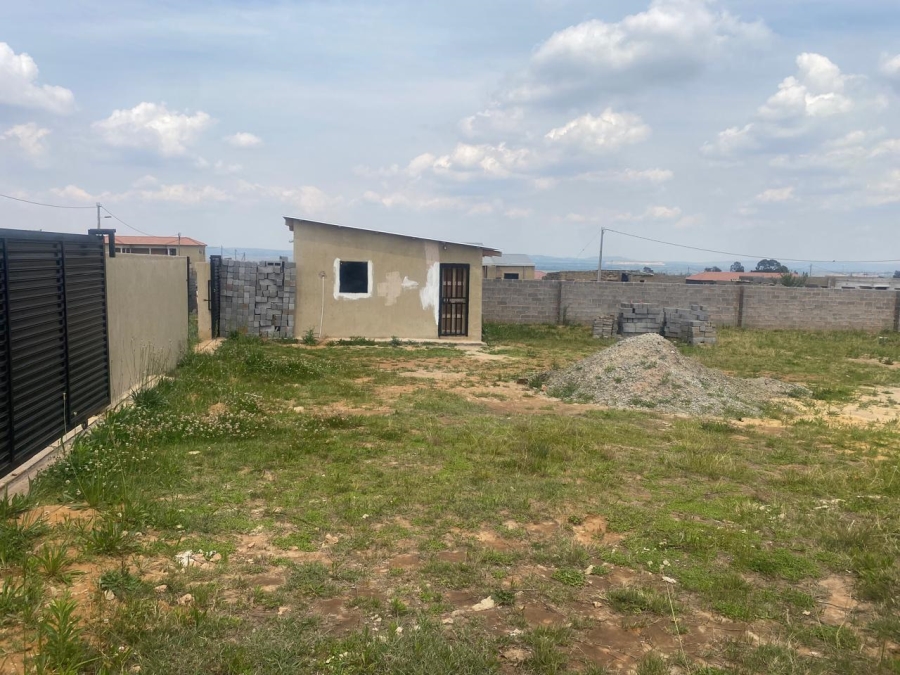 0 Bedroom Property for Sale in Mohlakeng Gauteng