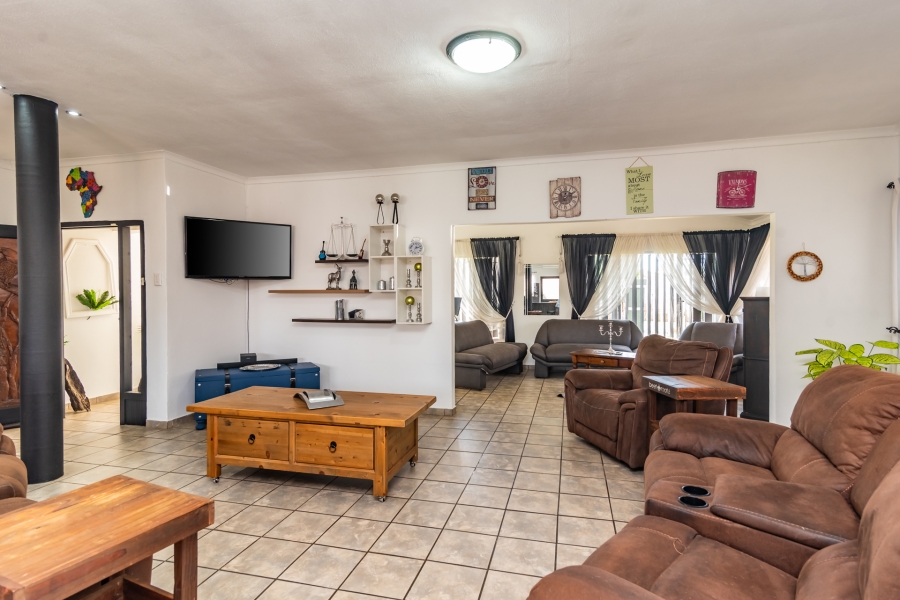 3 Bedroom Property for Sale in Kenmare Gauteng
