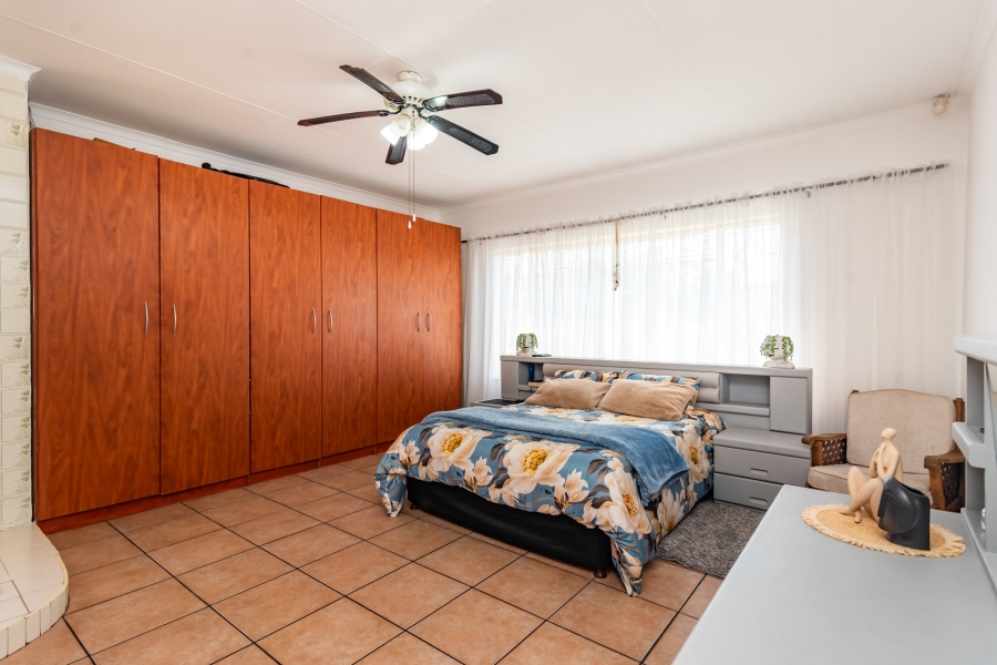 3 Bedroom Property for Sale in Kenmare Gauteng