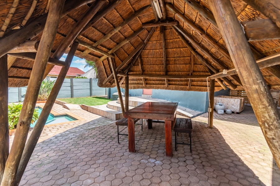 3 Bedroom Property for Sale in Kenmare Gauteng