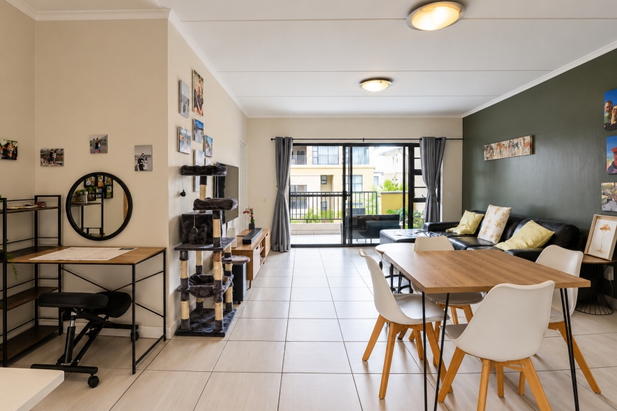 2 Bedroom Property for Sale in Waterfall Gauteng