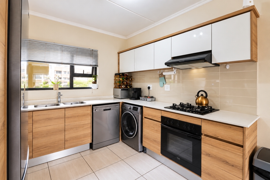 2 Bedroom Property for Sale in Waterfall Gauteng
