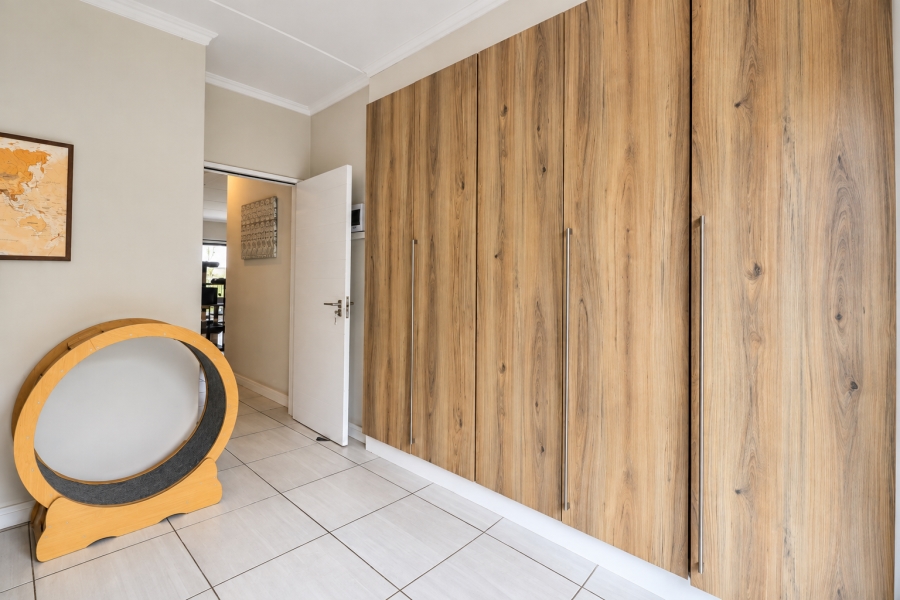 2 Bedroom Property for Sale in Waterfall Gauteng