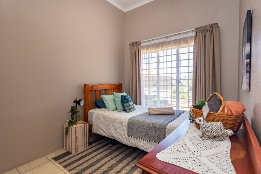 2 Bedroom Property for Sale in Kenmare Gauteng