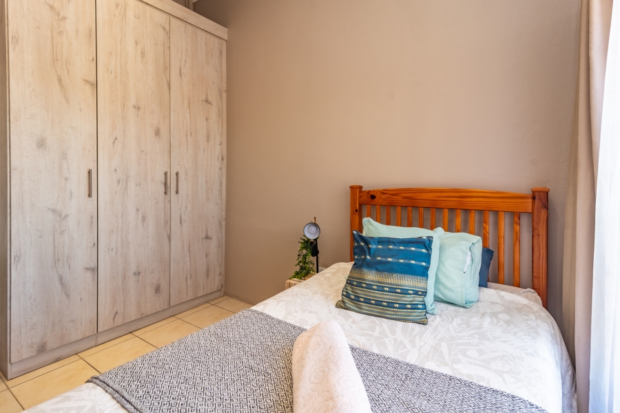 2 Bedroom Property for Sale in Kenmare Gauteng