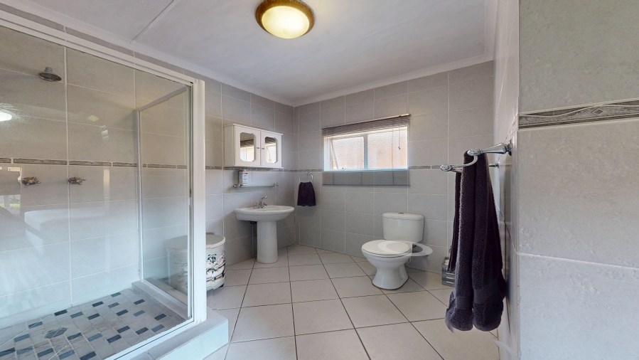 3 Bedroom Property for Sale in Glen Marais Gauteng