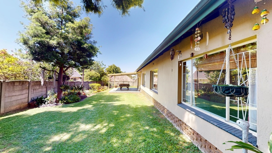 3 Bedroom Property for Sale in Glen Marais Gauteng