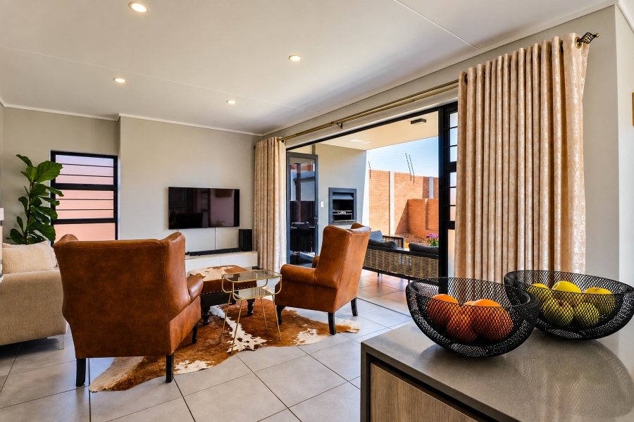 4 Bedroom Property for Sale in Amberfield Gauteng