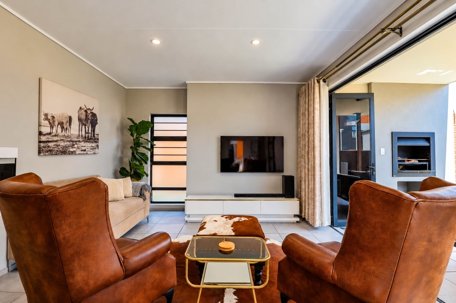 4 Bedroom Property for Sale in Amberfield Gauteng