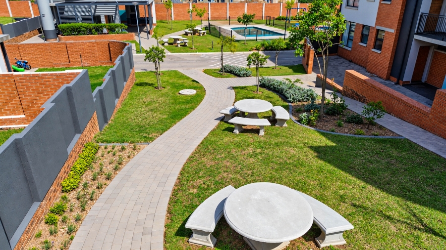 4 Bedroom Property for Sale in Amberfield Gauteng