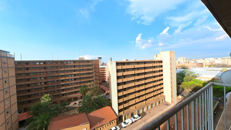 2 Bedroom Property for Sale in Pretoria Central Gauteng
