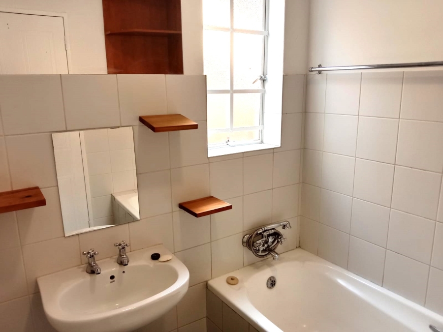 To Let 2 Bedroom Property for Rent in Die Hoewes Gauteng