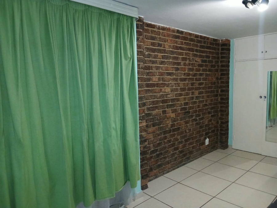 2 Bedroom Property for Sale in Mayville Gauteng