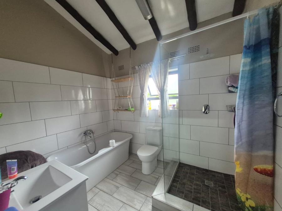 3 Bedroom Property for Sale in Brackendowns Gauteng