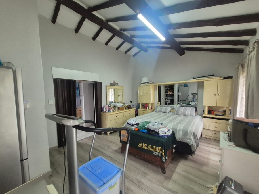 3 Bedroom Property for Sale in Brackendowns Gauteng
