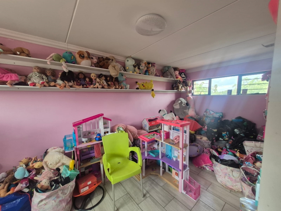 3 Bedroom Property for Sale in Brackendowns Gauteng