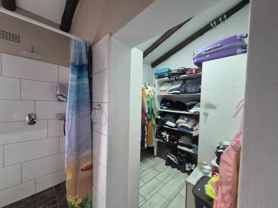 3 Bedroom Property for Sale in Brackendowns Gauteng