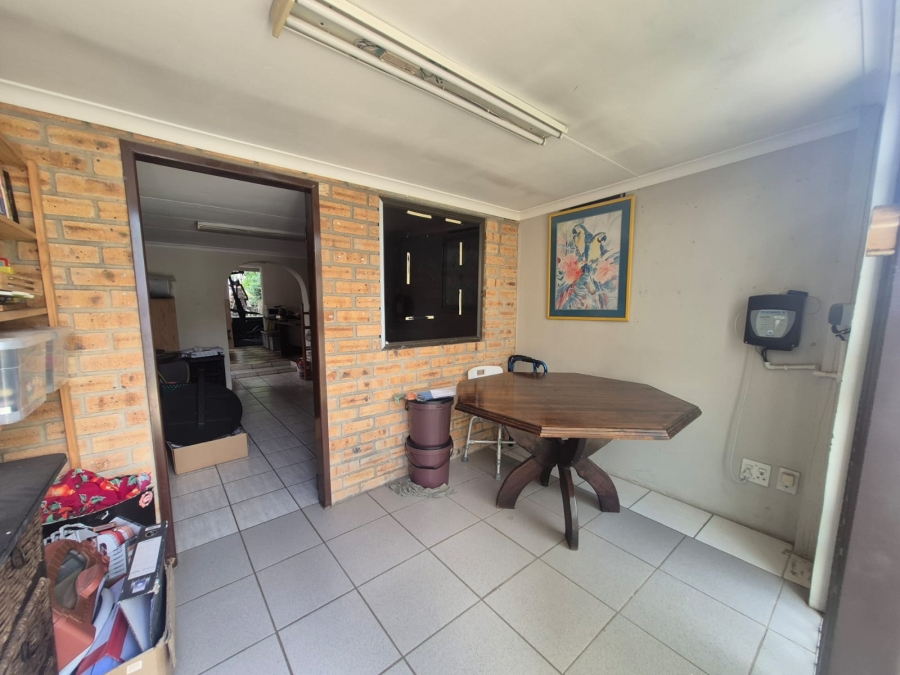 3 Bedroom Property for Sale in Brackendowns Gauteng