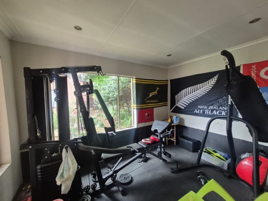 3 Bedroom Property for Sale in Brackendowns Gauteng