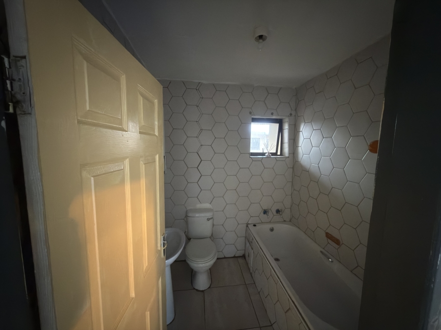 To Let 2 Bedroom Property for Rent in Spruit View Gauteng
