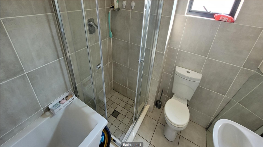 1 Bedroom Property for Sale in Witfield Gauteng