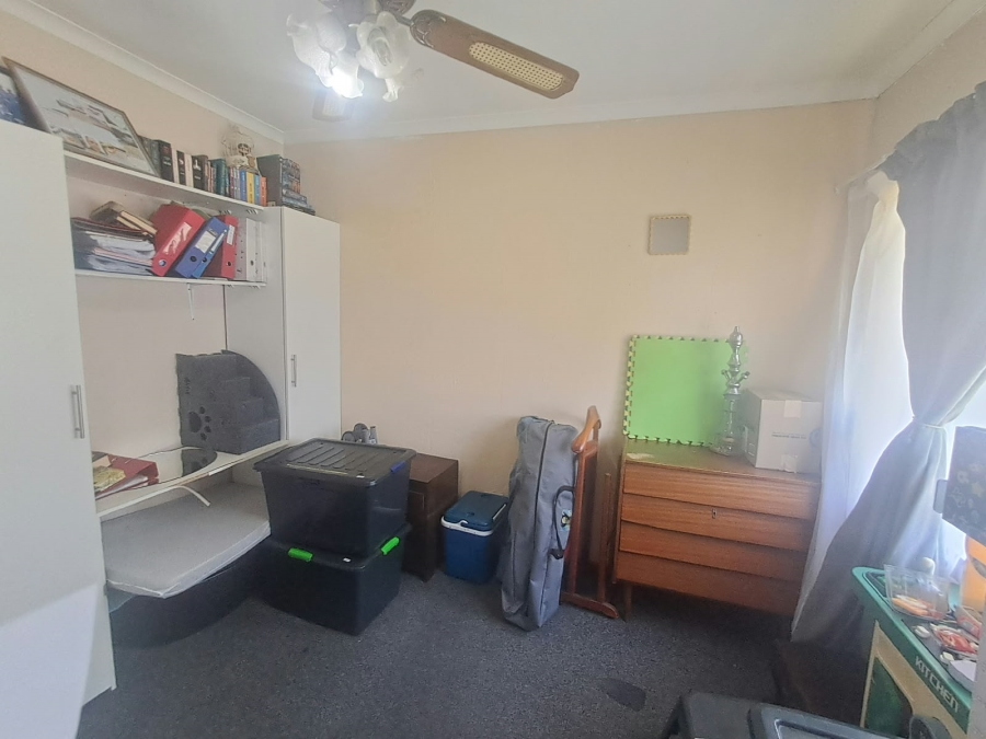 3 Bedroom Property for Sale in Brackendowns Gauteng
