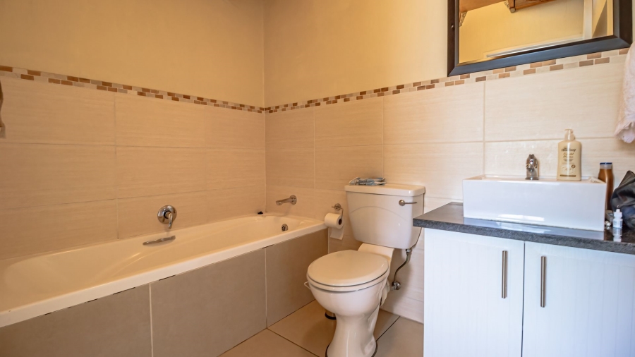 2 Bedroom Property for Sale in Paulshof Gauteng