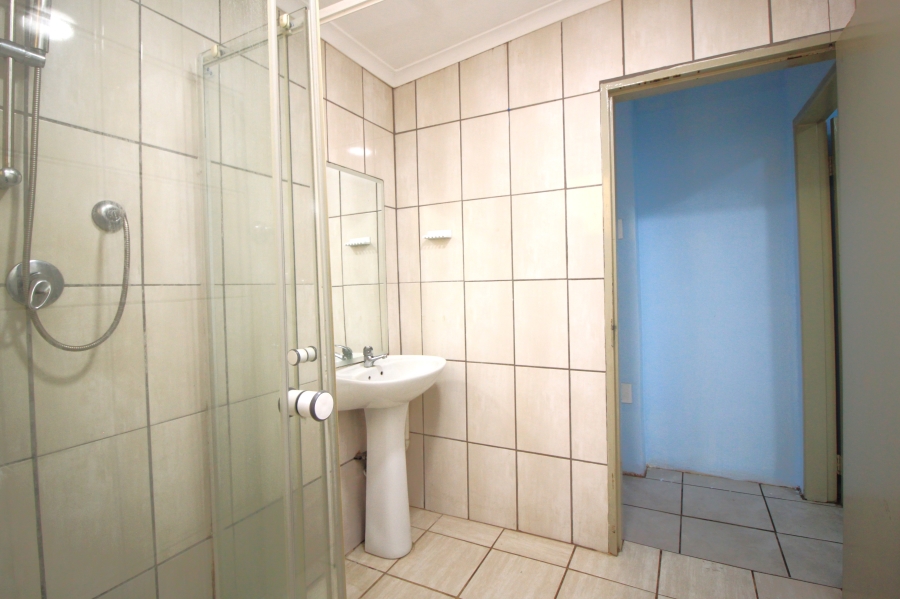 To Let 2 Bedroom Property for Rent in Marlands Gauteng