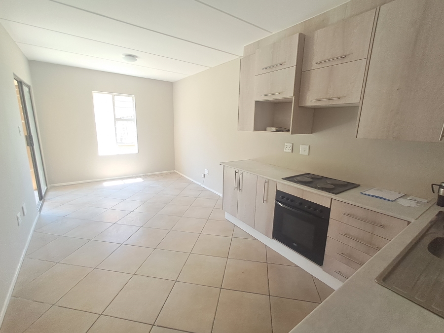 2 Bedroom Property for Sale in Albertsdal Gauteng