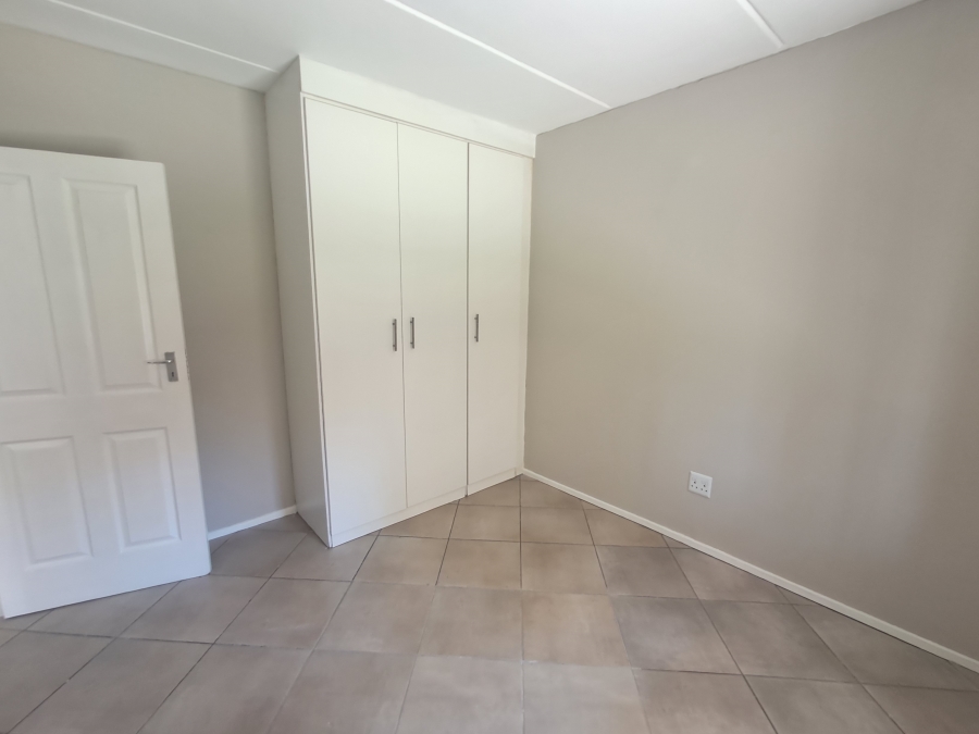 2 Bedroom Property for Sale in Albertsdal Gauteng
