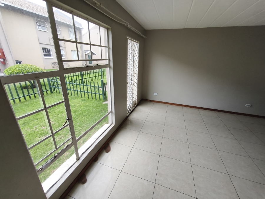 To Let 2 Bedroom Property for Rent in Ravenswood Gauteng