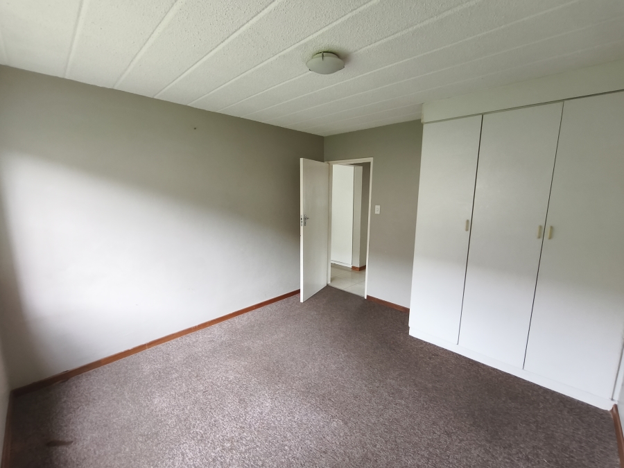 To Let 2 Bedroom Property for Rent in Ravenswood Gauteng