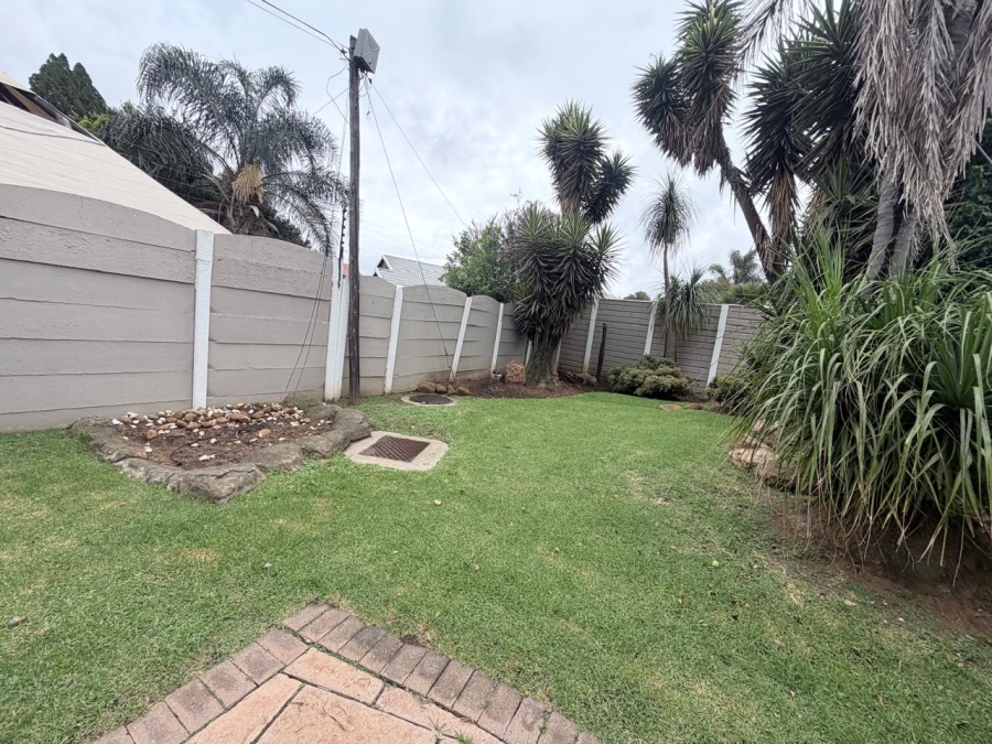 4 Bedroom Property for Sale in Sunair Park Gauteng