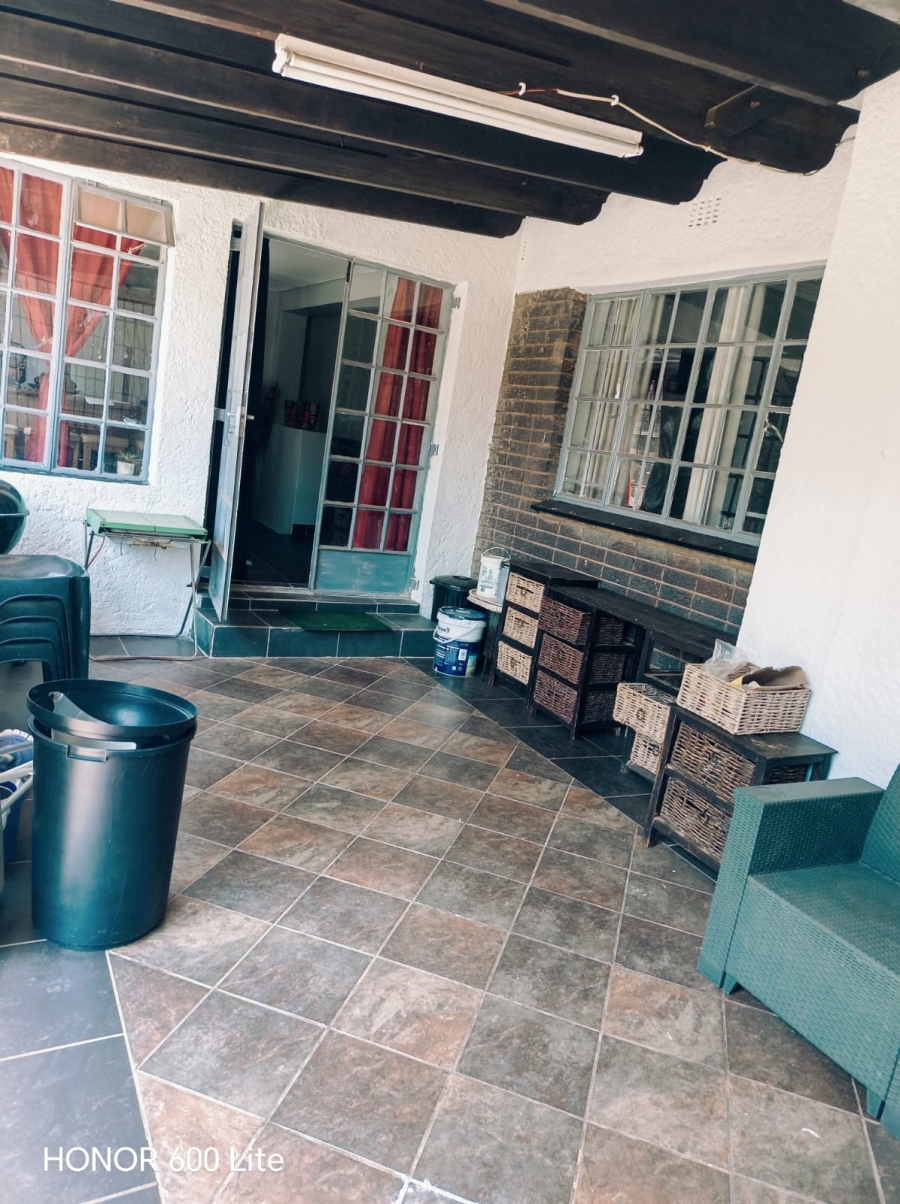 4 Bedroom Property for Sale in Birchleigh Gauteng