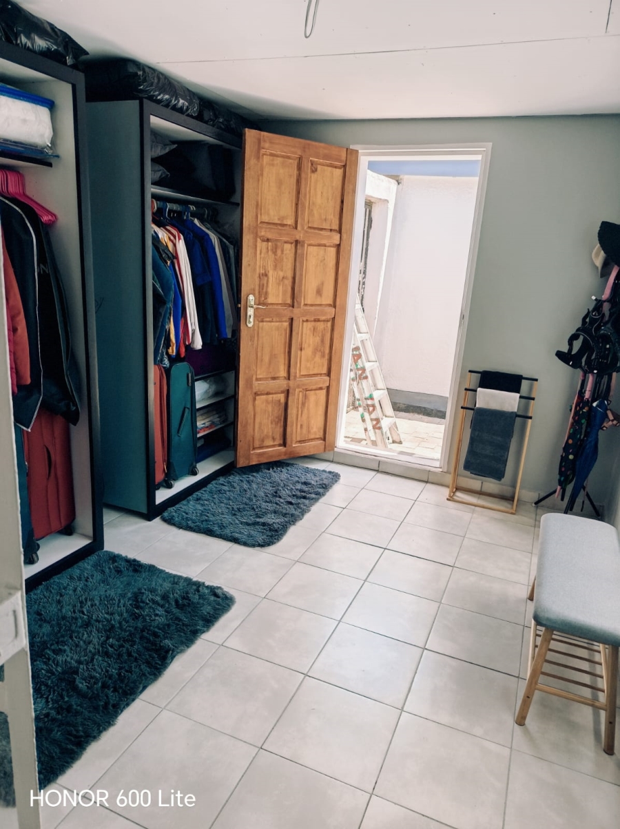 4 Bedroom Property for Sale in Birchleigh Gauteng