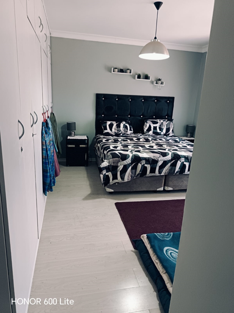 4 Bedroom Property for Sale in Birchleigh Gauteng