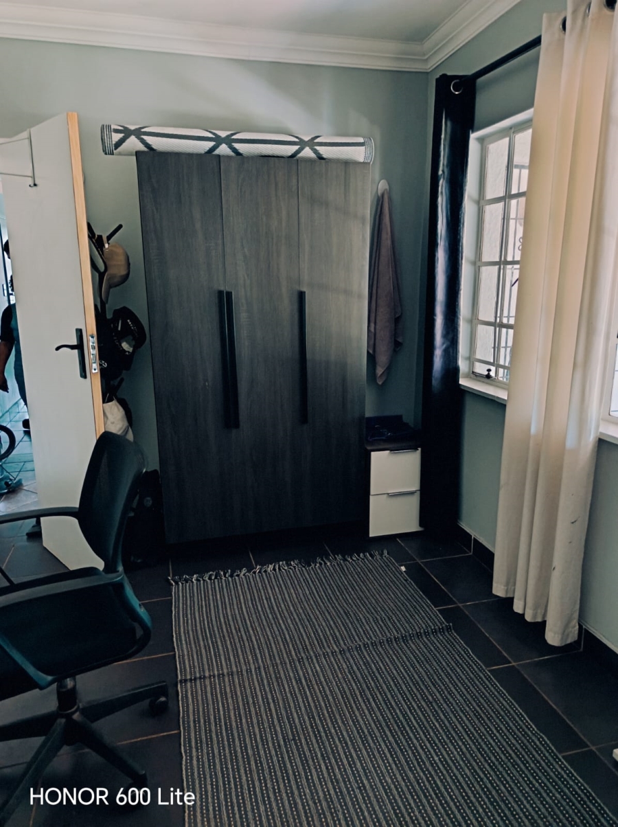 4 Bedroom Property for Sale in Birchleigh Gauteng