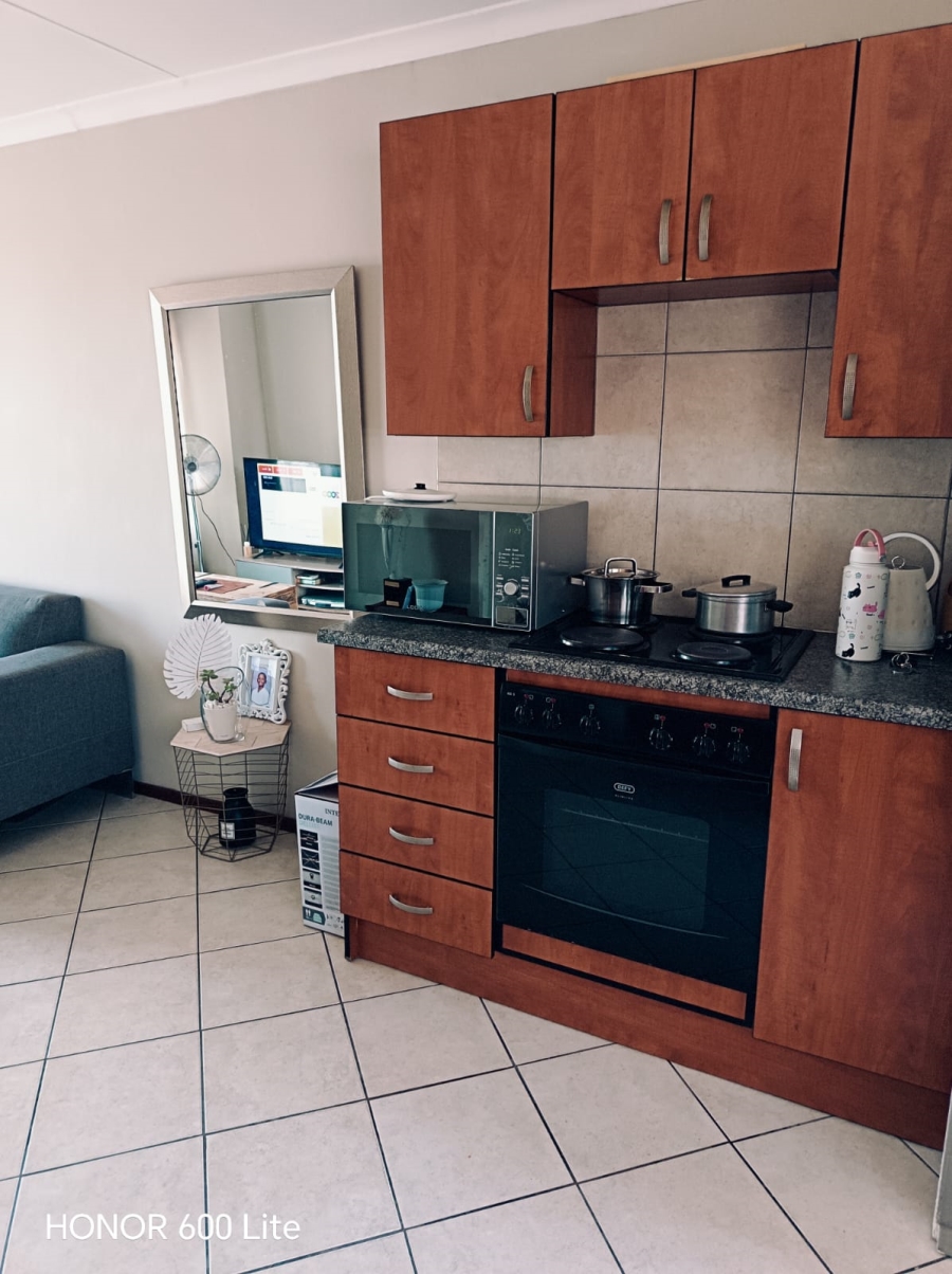 1 Bedroom Property for Sale in Terenure Gauteng