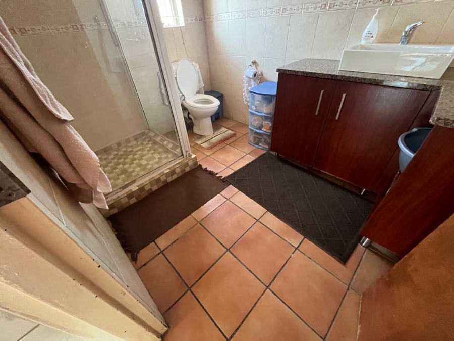 4 Bedroom Property for Sale in Brackendowns Gauteng