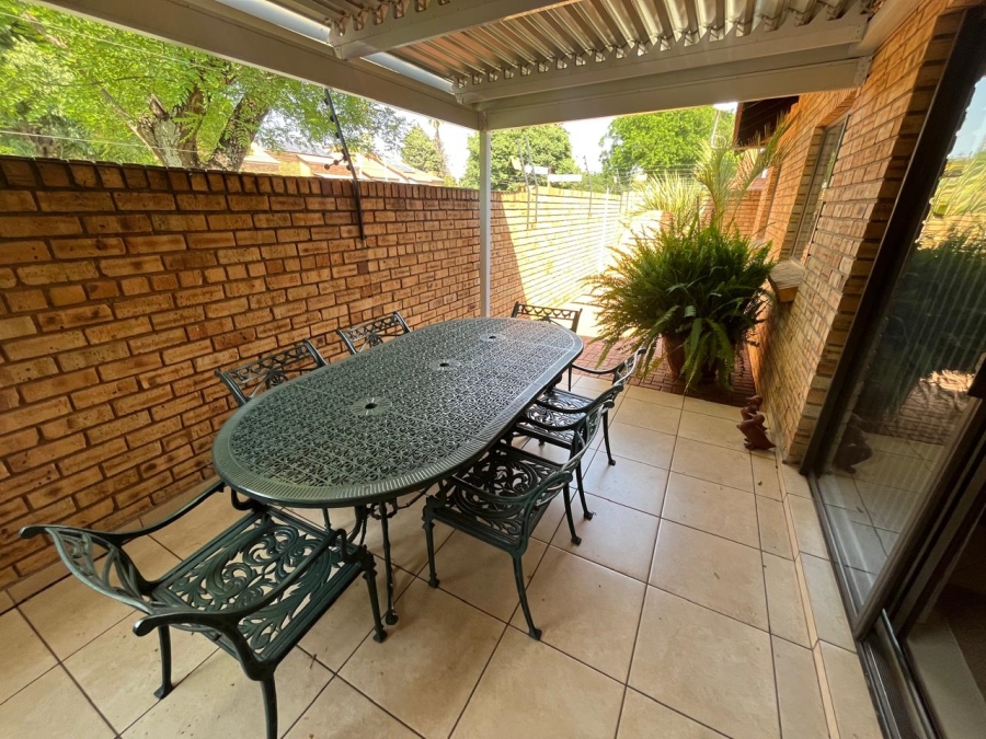 3 Bedroom Property for Sale in New Redruth Gauteng