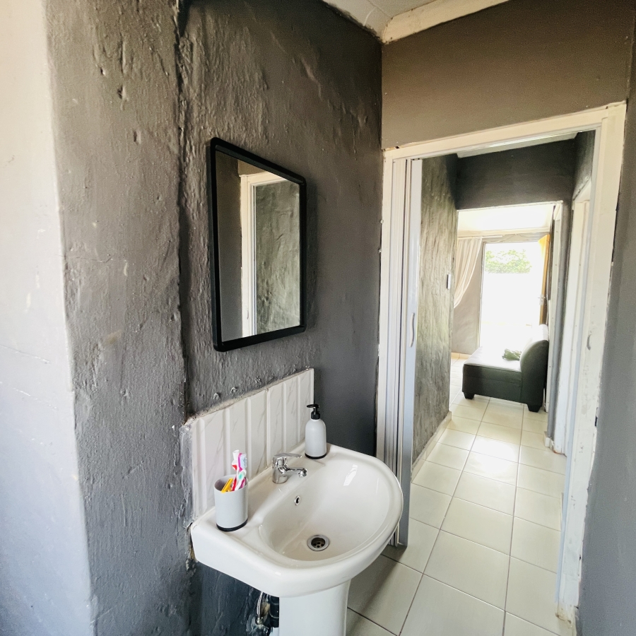 2 Bedroom Property for Sale in Eldorado Park Gauteng