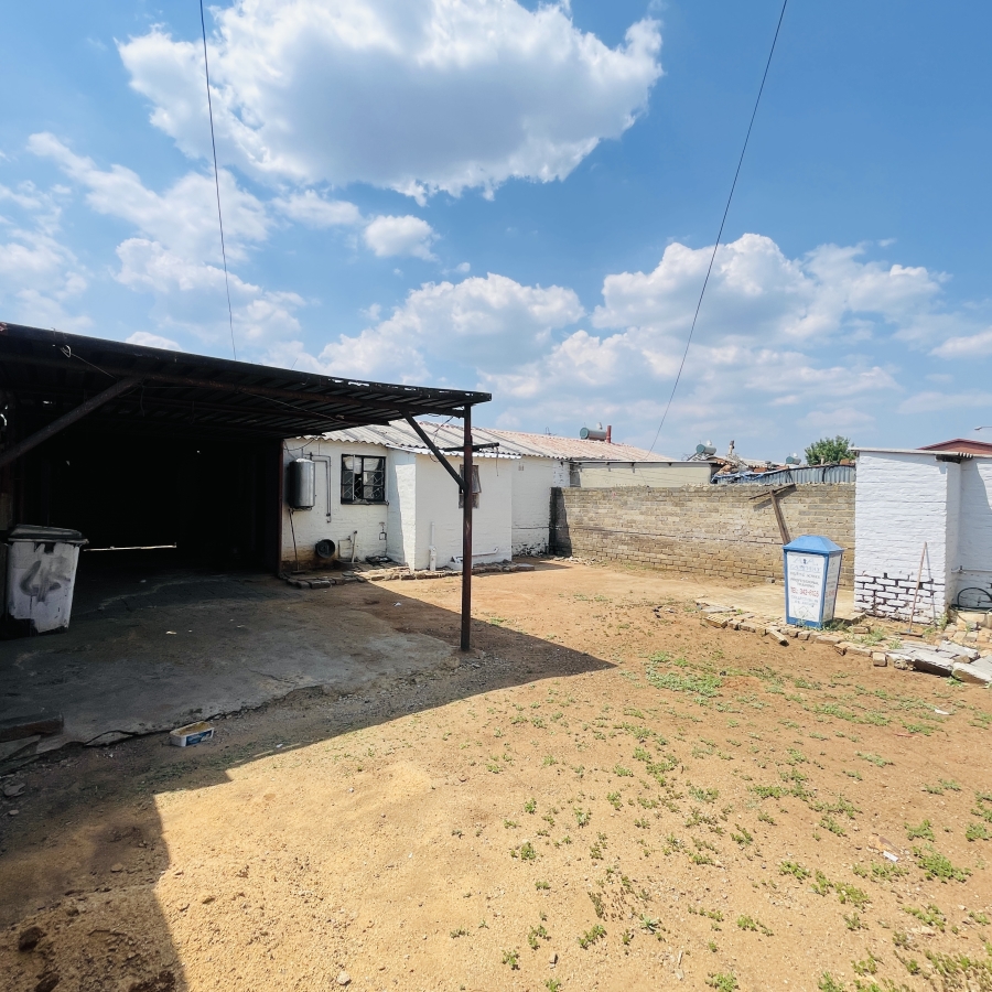 2 Bedroom Property for Sale in Eldorado Park Gauteng